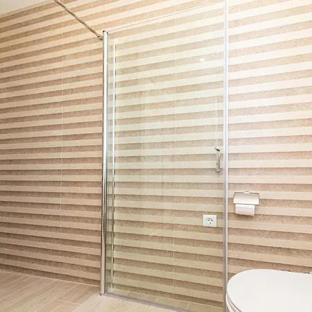 4 Bedroom Amazing In Kastel Gomilica *