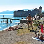 Front In Kastel Gomilica * Kaštela